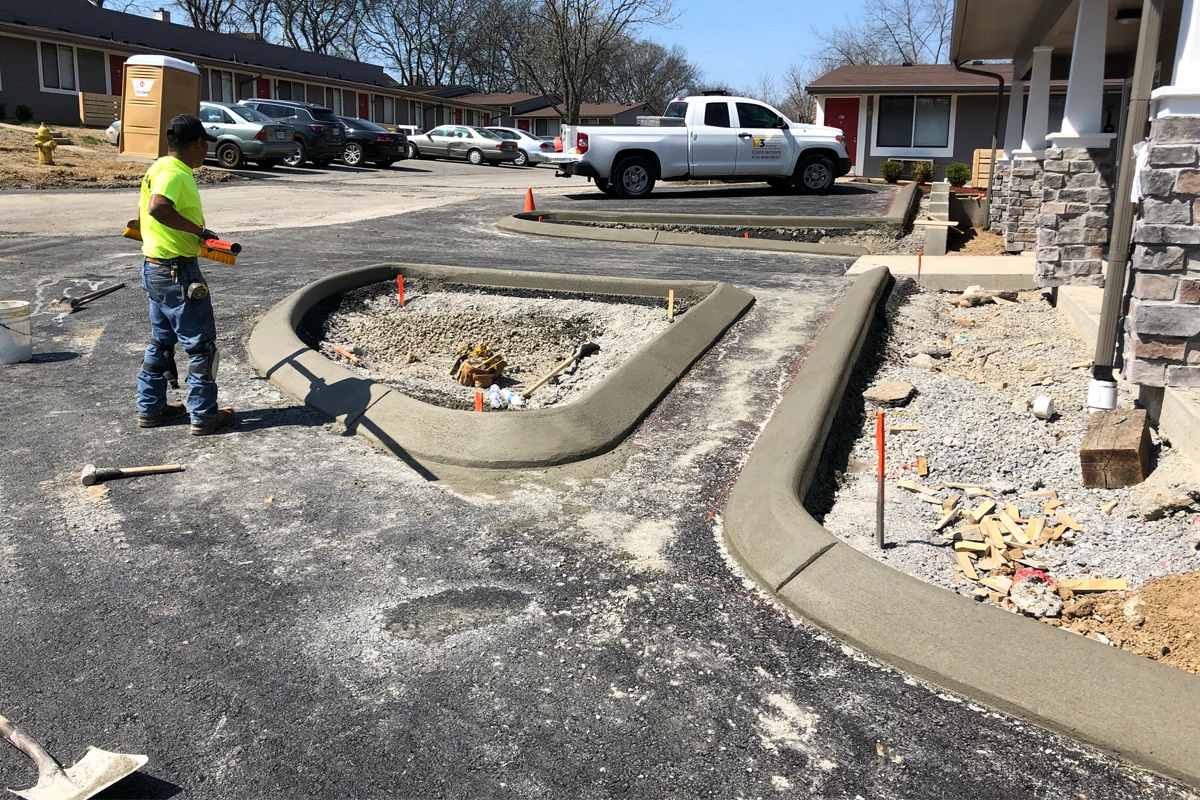 Potholes | Nashville & Franklin Paving